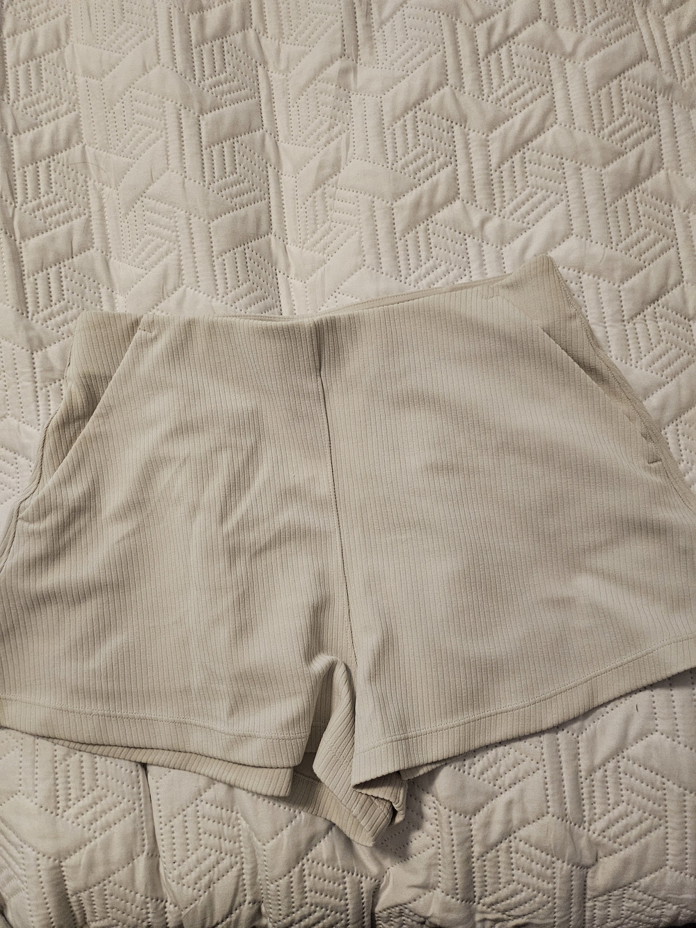 lululemon athletica High-Waist Ribbed Shorts - Cream